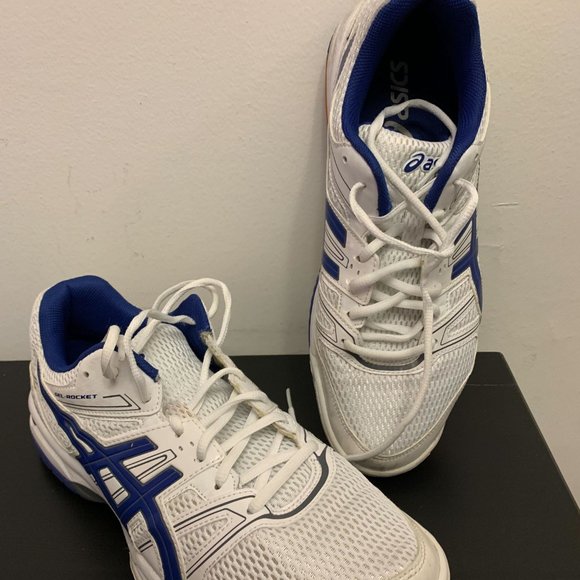 Asics White Indoor sports shoes sinze US 10 - Picture 2 of 4